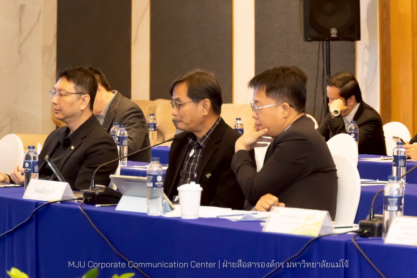 ม.แม่โจ้ จัดทบทวนงานด้านนโยบายสภามหาวิทยาลัย “พลิกโฉมมหาวิทยาลัยกลุ่ม 2: การยกระดับงานวิจัยสู่การใช้ประโยชน์เชิงพาณิชย์ – การผลิตบัณฑิตให้ทำงานเป็น”