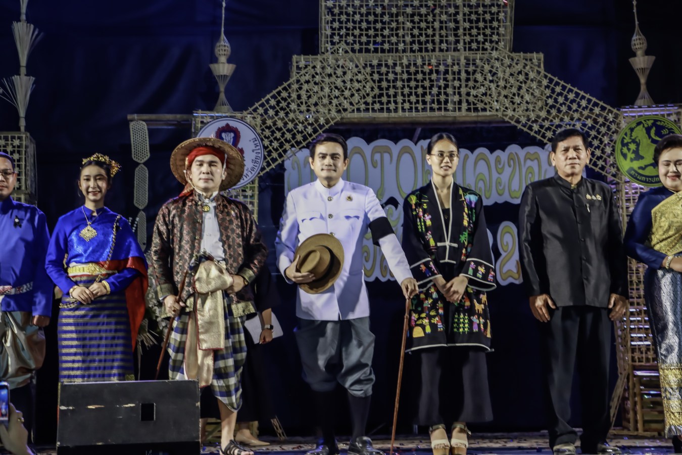 ม.แม่โจ้ ร่วมงาน OTOP และของดีอำเภอสันทราย  คว้ารองชนะเลิศเดินแบบผ้าไทยใส่ให้สนุก