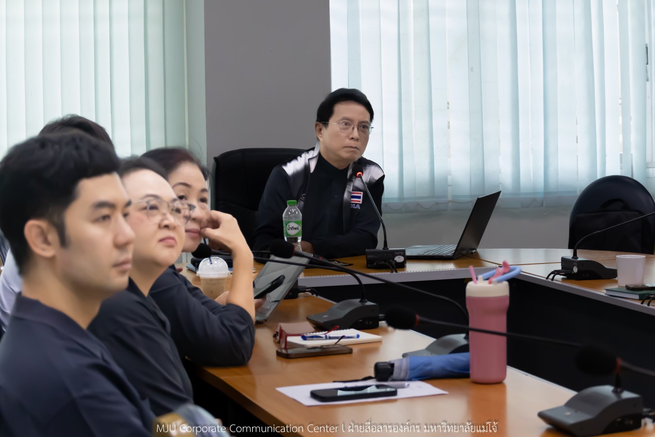 สโมสรบุคลากร ม.แม่โจ้ มอบรางวัลและขอบคุณทีมนักกีฬาบุคลากร ลุยศึก มศว.เกมส์