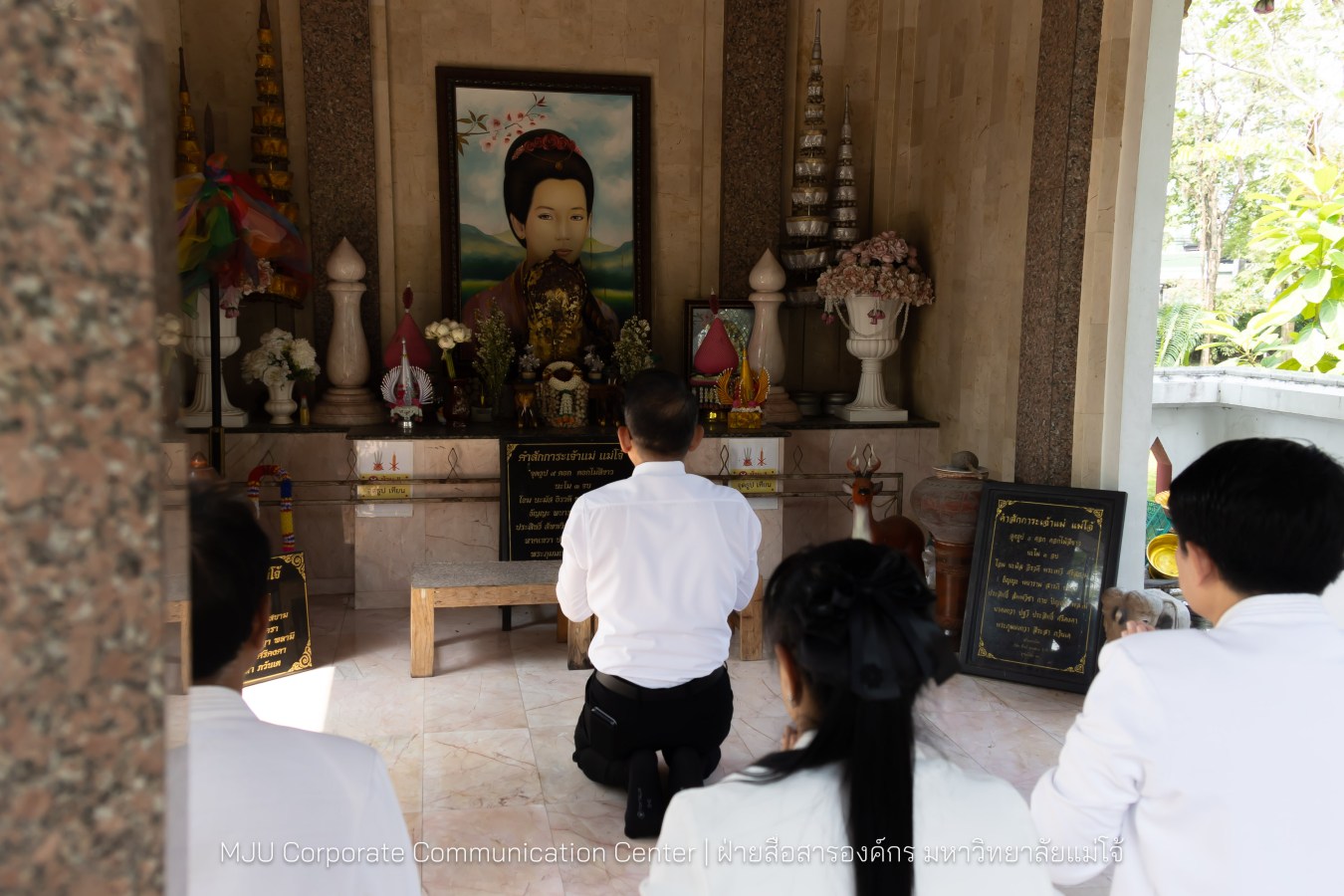 รองปลัดกระทรวงมหาดไทย สักการะสิ่งศักดิ์ ม.แม่โจ้
