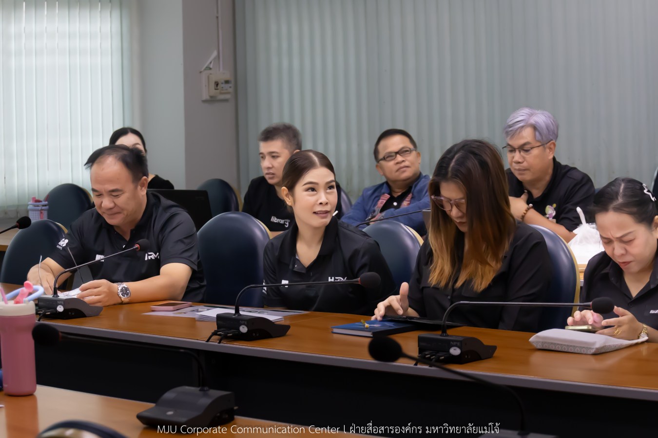 สโมสรบุคลากร ม.แม่โจ้ มอบรางวัลและขอบคุณทีมนักกีฬาบุคลากร ลุยศึก มศว.เกมส์