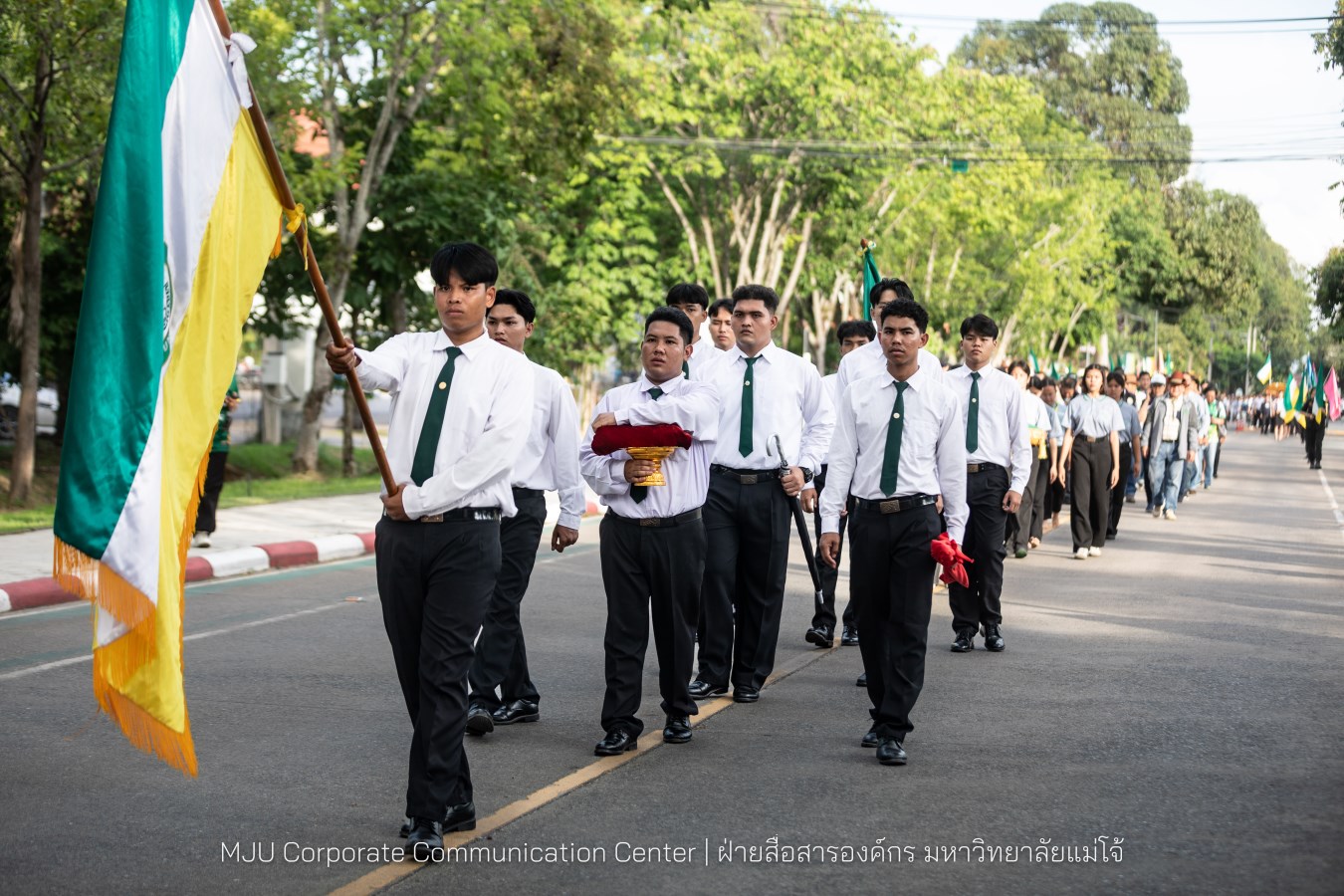 พิธีกำเนิดลูกแม่โจ้ รุ่น 90 สร้างความภาคภูมิใจให้นักศึกษาใหม่สู่การเป็นลูกแม่โจ้โดยสมบูรณ์