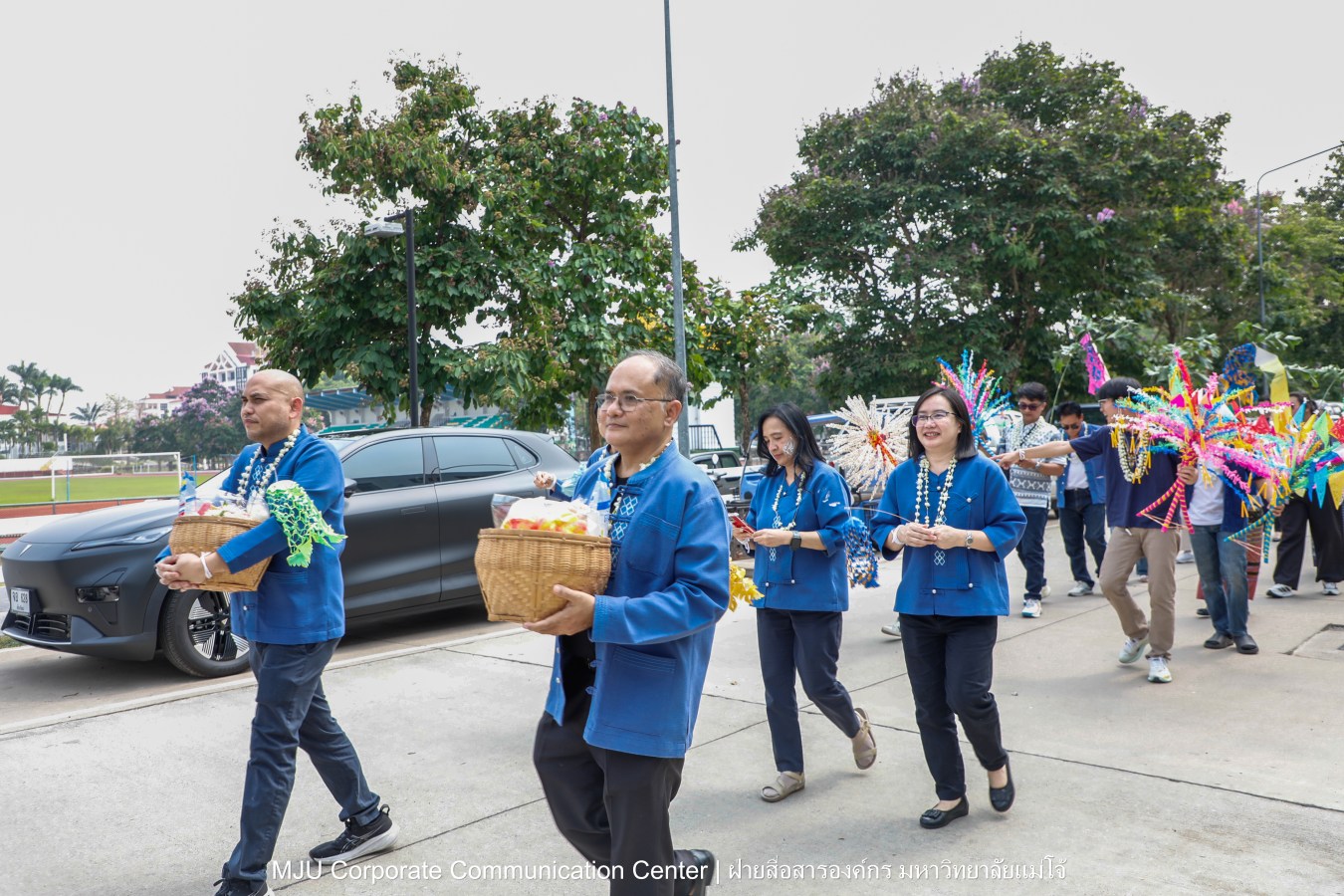ชาวแม่โจ้ ร่วมพิธีดำหัวผู้อาวุโสและอธิการบดี ประจำปี 2569  สืบสานป๋าเวณี ปี๋ใหม่เมือง