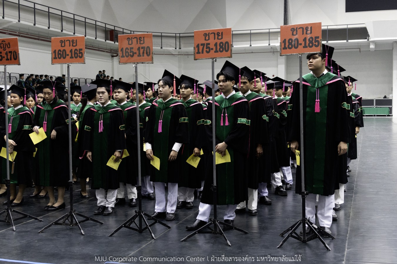 ว่าที่บัณฑิตพร้อม  อาจารย์พร้อม  ญาติพร้อม ทุกคนพร้อม  ร่วมแสดงความยินดี 18 กุมภาพันธ์ 2569  #บรรยากาศซ้อมใหญ่ พิธีพระราชทานปริญญาบัตรมหาวิทยาลัยแม่โจ้ ครั้งที่ 48