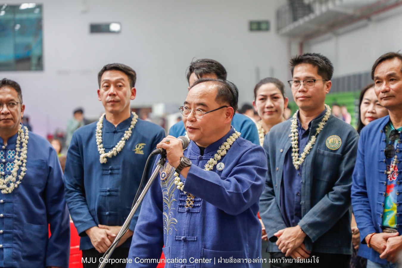 ชาวแม่โจ้ ร่วมพิธีดำหัวผู้อาวุโสและอธิการบดี ประจำปี 2569  สืบสานป๋าเวณี ปี๋ใหม่เมือง