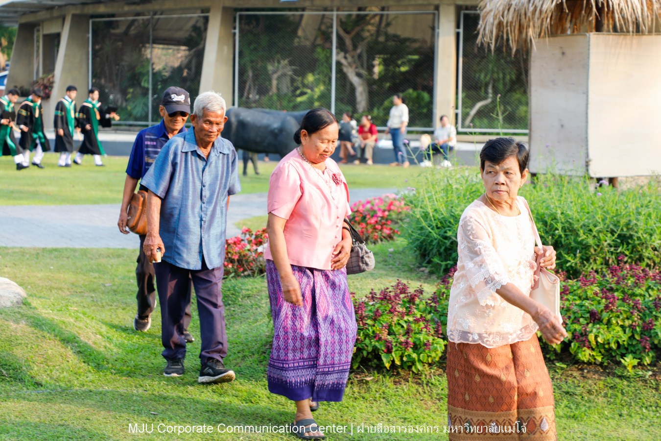 บรรยากาศ พิธีพระราชทานปริญญาบัตร มหาวิทยาลัยแม่โจ้ ประจำปีการศึกษา2567-2568 ครั้งที่ 48  ในวันที่ 19 กุมภาพันธ์ พ.ศ.2569 ณ ศูนย์กีฬาเฉลิมพระเกียรติ มหาวิทยาลัยแม่โจ้