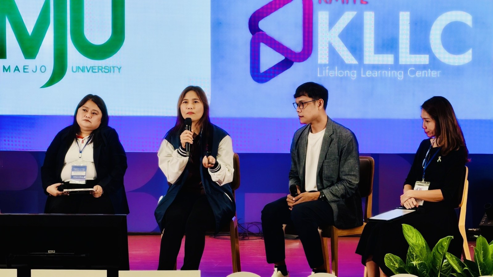 บรรณารักษ์ มหาวิทยาลัยแม่โจ้–ชุมพร เป็นวิทยากร ถ่ายทอดประสบการณ์การปฏิบัติงาน เวทีประชุมวิชาการระดับชาติ PULINET ครั้งที่ 16