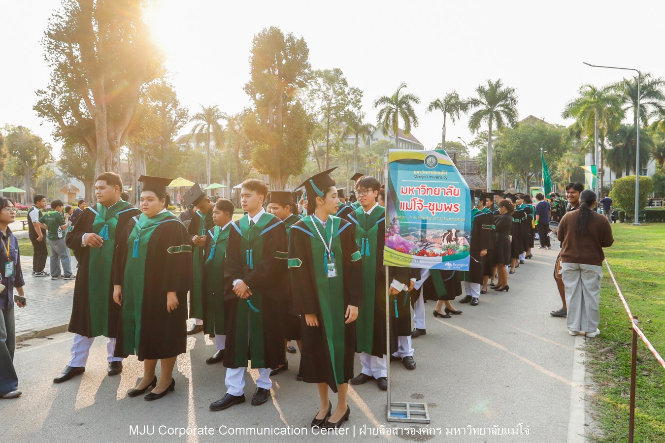 ว่าที่บัณฑิตพร้อม  อาจารย์พร้อม  ญาติพร้อม ทุกคนพร้อม  ร่วมแสดงความยินดี 18 กุมภาพันธ์ 2569  #บรรยากาศซ้อมใหญ่ พิธีพระราชทานปริญญาบัตรมหาวิทยาลัยแม่โจ้ ครั้งที่ 48