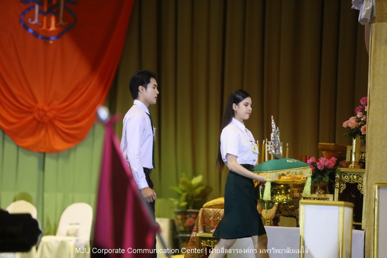 บรรยากาศ พิธีพระราชทานปริญญาบัตร มหาวิทยาลัยแม่โจ้ ประจำปีการศึกษา2567-2568 ครั้งที่ 48  ในวันที่ 19 กุมภาพันธ์ พ.ศ.2569 ณ ศูนย์กีฬาเฉลิมพระเกียรติ มหาวิทยาลัยแม่โจ้