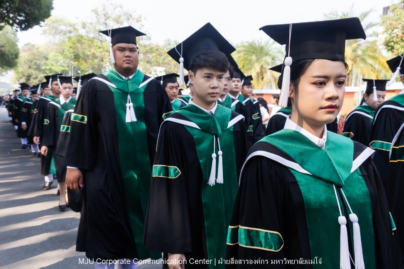 บรรยากาศ พิธีพระราชทานปริญญาบัตร มหาวิทยาลัยแม่โจ้ ประจำปีการศึกษา2567-2568 ครั้งที่ 48  ในวันที่ 19 กุมภาพันธ์ พ.ศ.2569 ณ ศูนย์กีฬาเฉลิมพระเกียรติ มหาวิทยาลัยแม่โจ้