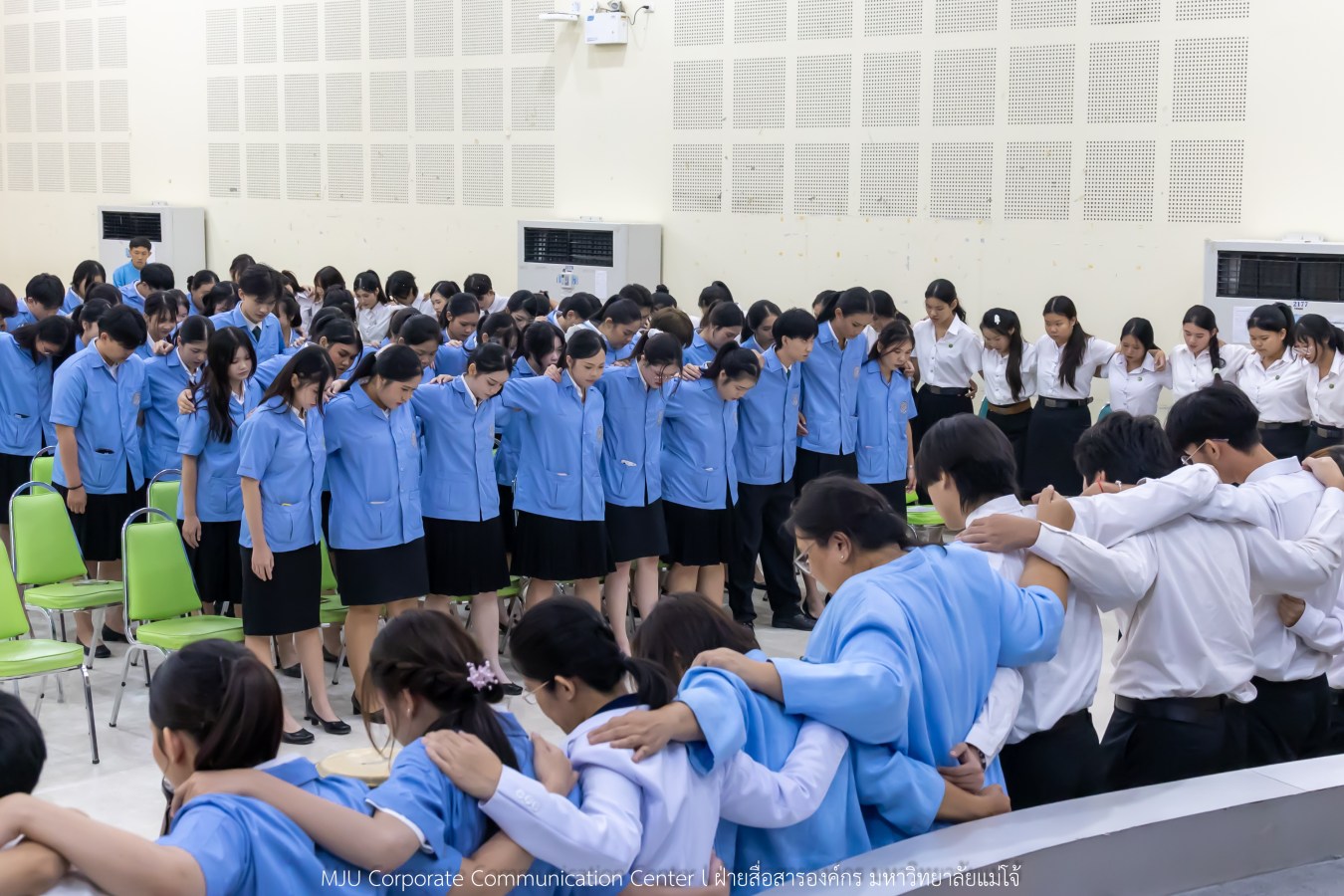 ม. แม่โจ้ จัดพิธีมอบเสื้อสาขาเทคนิคการสัตวแพทย์ฯ ให้ นศ.รุ่นแรก  สร้างความภาคภูมิใจและตระหนักต่อบทบาทวิชาชีพ