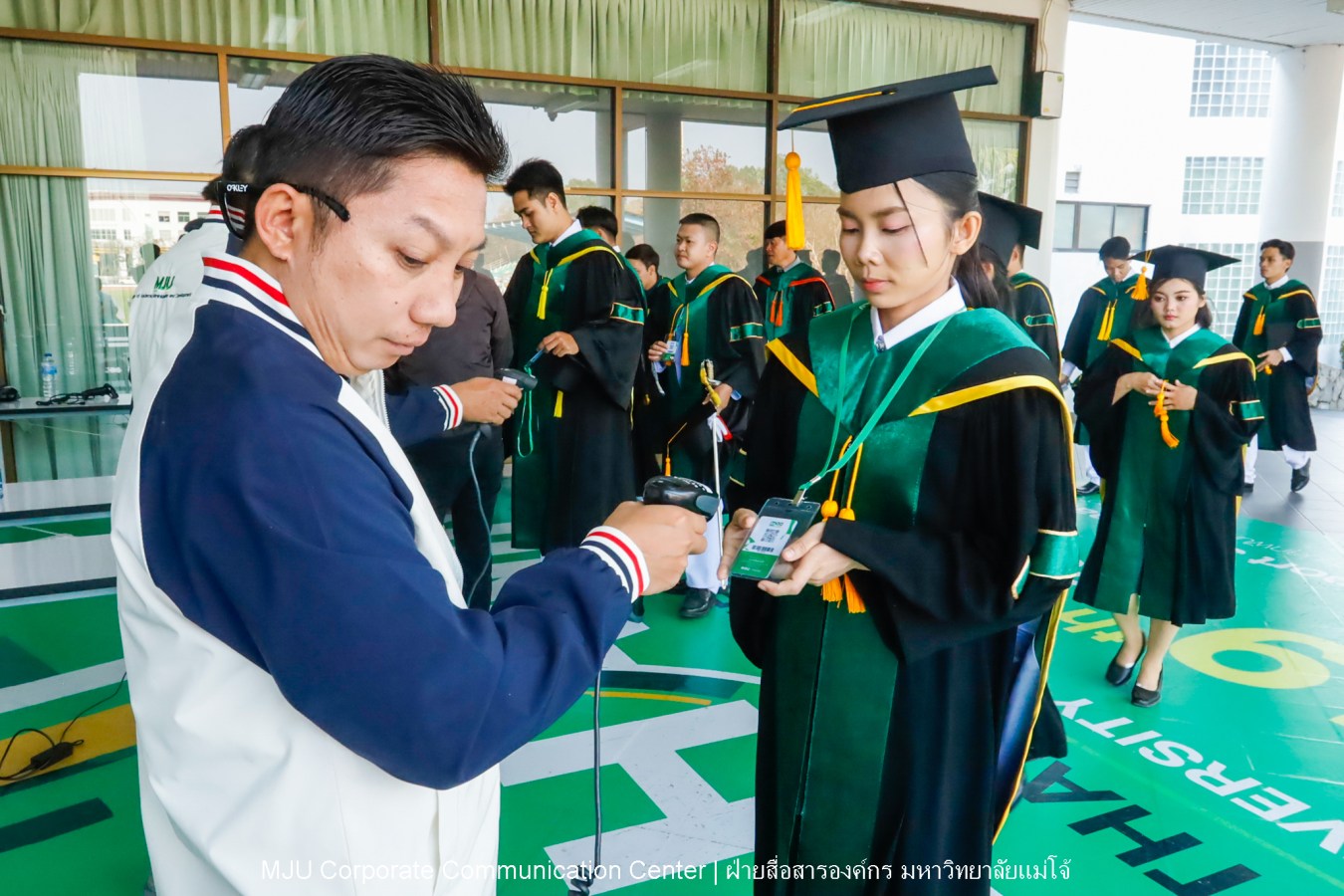 ว่าที่บัณฑิตพร้อม  อาจารย์พร้อม  ญาติพร้อม ทุกคนพร้อม  ร่วมแสดงความยินดี 18 กุมภาพันธ์ 2569  #บรรยากาศซ้อมใหญ่ พิธีพระราชทานปริญญาบัตรมหาวิทยาลัยแม่โจ้ ครั้งที่ 48