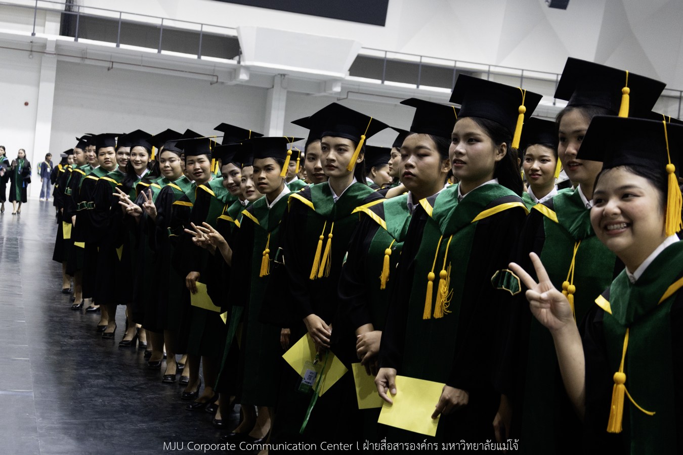 ว่าที่บัณฑิตพร้อม  อาจารย์พร้อม  ญาติพร้อม ทุกคนพร้อม  ร่วมแสดงความยินดี 18 กุมภาพันธ์ 2569  #บรรยากาศซ้อมใหญ่ พิธีพระราชทานปริญญาบัตรมหาวิทยาลัยแม่โจ้ ครั้งที่ 48