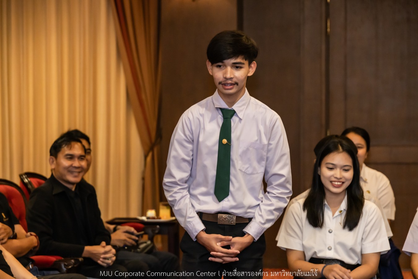 “พี่แม่โจ้ ธ.ก.ส.ปันน้ำใจให้น้อง ครั้งที่ 4”  มอบทุนการศึกษา 250,000 บาท  ร่วมสานฝันให้นักศึกษา ม.แม่โจ้