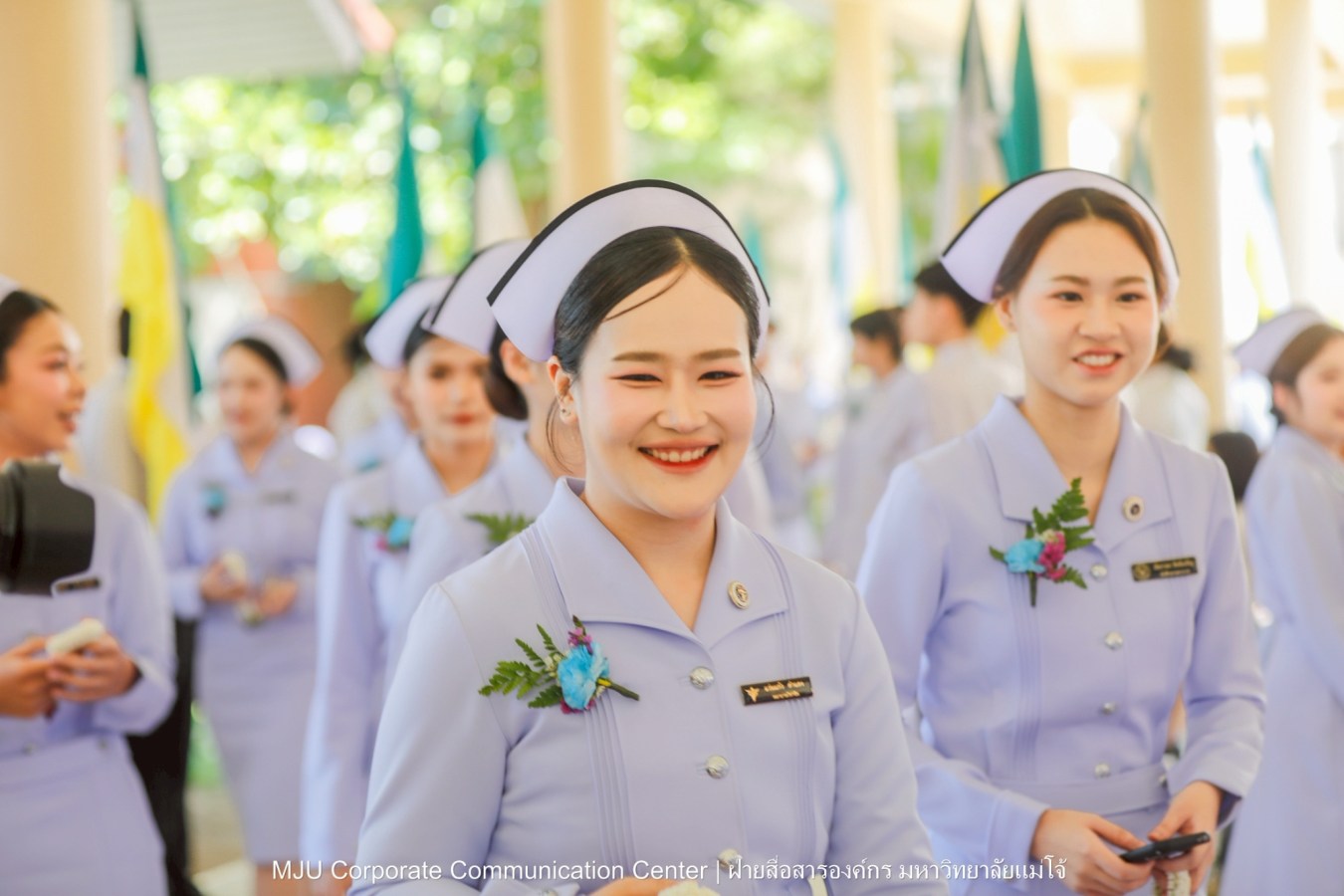 พยาบาลแม่โจ้ รุ่น 1 ประดับแถบหมวก-รับเข็มวิทยฐานะ พร้อมก้าวสู่พยาบาลวิชาชีพอย่างเป็นทางการ