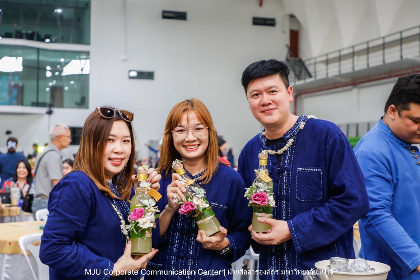 ชาวแม่โจ้ ร่วมพิธีดำหัวผู้อาวุโสและอธิการบดี ประจำปี 2569  สืบสานป๋าเวณี ปี๋ใหม่เมือง