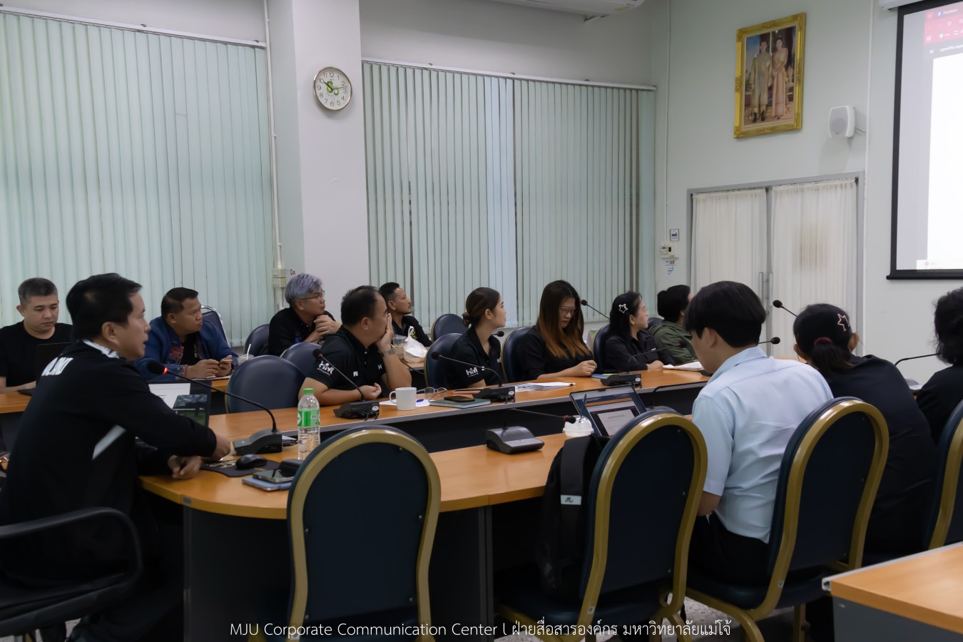 สโมสรบุคลากร ม.แม่โจ้ มอบรางวัลและขอบคุณทีมนักกีฬาบุคลากร ลุยศึก มศว.เกมส์