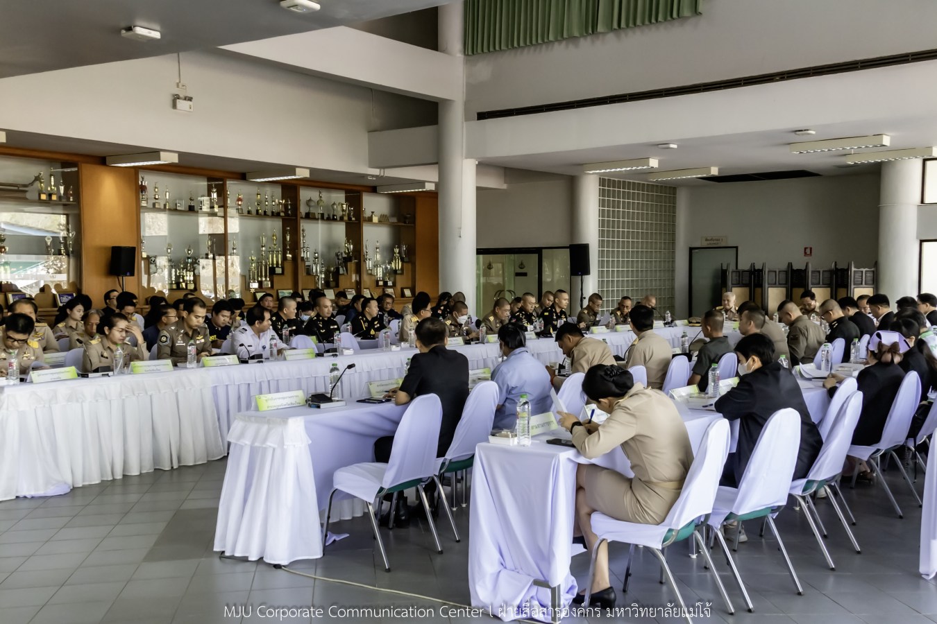 กองพระราชพิธี สำนักงานฝ่ายเสนาธิการในพระองค์ สำนักพระราชวัง จังหวัดเชียงใหม่ และมหาวิทยาลัยแม่โจ้ ประชุมเตรียมความพร้อมการรับเสด็จในพิธีพระราชทานปริญญาบัตรมหาวิทยาลัยแม่โจ้ ประจำปีการศึกษา 2567-2568 (ครั้งที่ 48)
