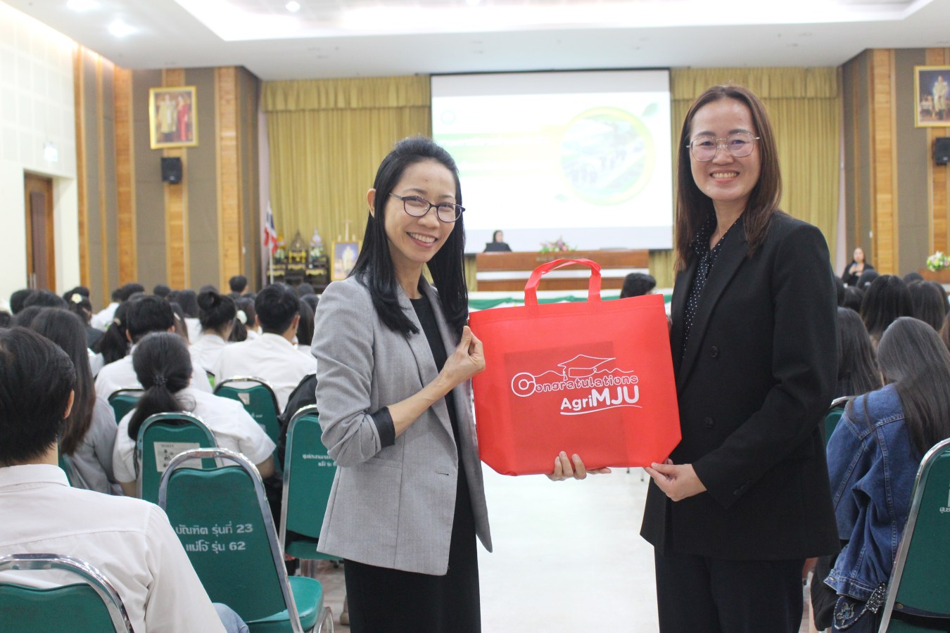 คณะผลิตกรรมการเกษตร ม.แม่โจ้ จัด “Beyond Graduation: เส้นทางใหม่ของเรา” เตรียมพร้อมนักศึกษาสู่เส้นทางอาชีพ