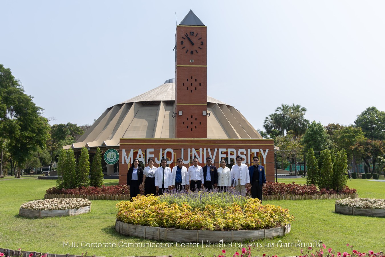 รองปลัดกระทรวงมหาดไทย สักการะสิ่งศักดิ์ ม.แม่โจ้