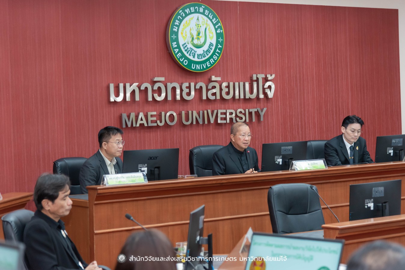 มหาวิทยาลัยแม่โจ้ ต้อนรับคณะผู้บริหารของสำนักงานเลขาธิการวุฒิสภา ในโครงการติดตามผลการนำผลงานวิจัยไปใช้ประโยชน์ในกระบวนการนิติบัญญัติ