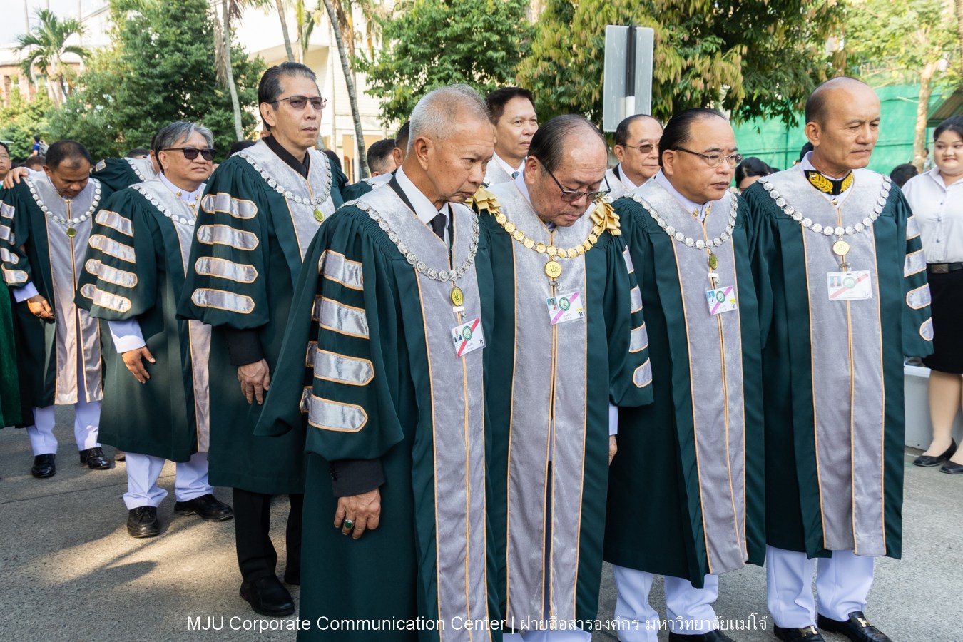 บรรยากาศ พิธีพระราชทานปริญญาบัตร มหาวิทยาลัยแม่โจ้ ประจำปีการศึกษา2567-2568 ครั้งที่ 48  ในวันที่ 19 กุมภาพันธ์ พ.ศ.2569 ณ ศูนย์กีฬาเฉลิมพระเกียรติ มหาวิทยาลัยแม่โจ้