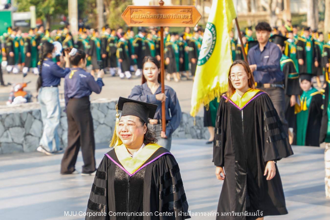 ว่าที่บัณฑิตพร้อม  อาจารย์พร้อม  ญาติพร้อม ทุกคนพร้อม  ร่วมแสดงความยินดี 18 กุมภาพันธ์ 2569  #บรรยากาศซ้อมใหญ่ พิธีพระราชทานปริญญาบัตรมหาวิทยาลัยแม่โจ้ ครั้งที่ 48