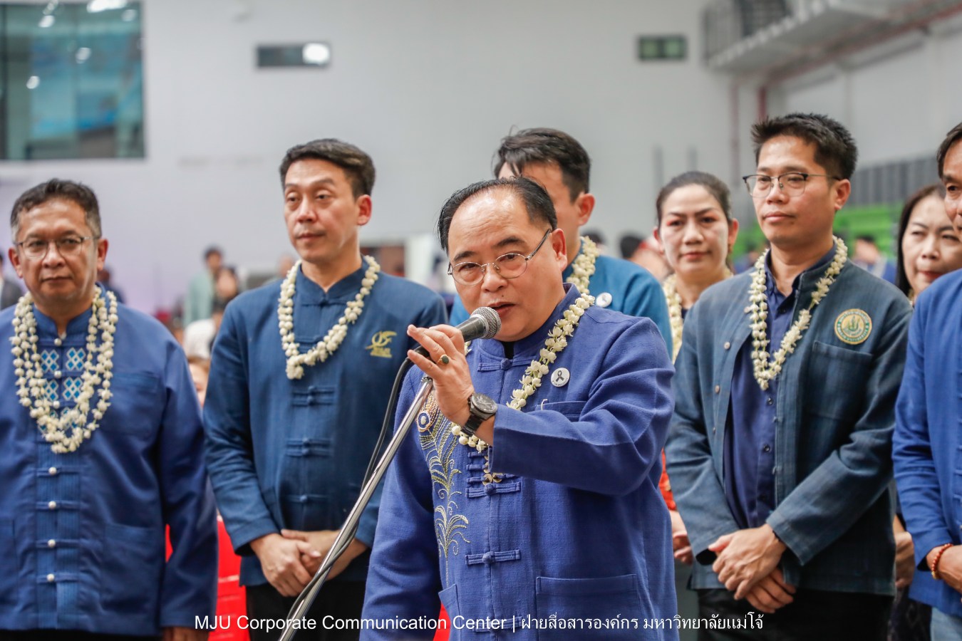 ชาวแม่โจ้ ร่วมพิธีดำหัวผู้อาวุโสและอธิการบดี ประจำปี 2569  สืบสานป๋าเวณี ปี๋ใหม่เมือง