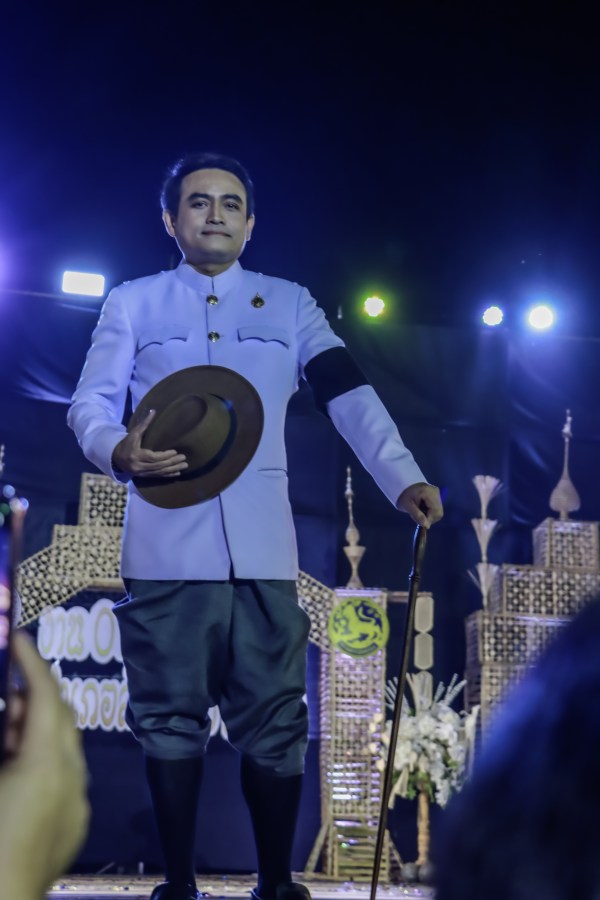 ม.แม่โจ้ ร่วมงาน OTOP และของดีอำเภอสันทราย  คว้ารองชนะเลิศเดินแบบผ้าไทยใส่ให้สนุก