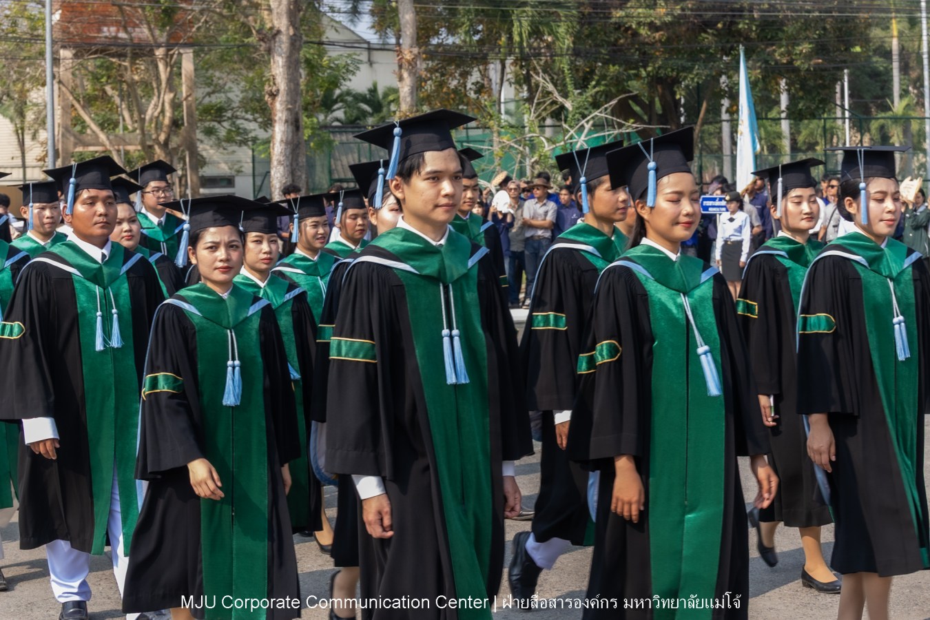 บรรยากาศ พิธีพระราชทานปริญญาบัตร มหาวิทยาลัยแม่โจ้ ประจำปีการศึกษา2567-2568 ครั้งที่ 48  ในวันที่ 19 กุมภาพันธ์ พ.ศ.2569 ณ ศูนย์กีฬาเฉลิมพระเกียรติ มหาวิทยาลัยแม่โจ้