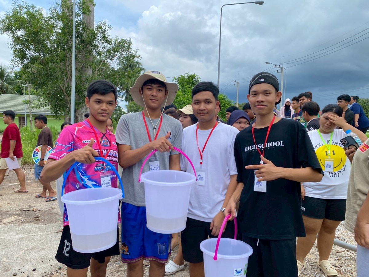 นศ.ใหม่ ม.แม่โจ้-ชุมพร ร่วมปล่อยลูกปูม้ากว่า 10 ล้านตัว ฟื้นฟูทรัพยากรทางทะเล สร้างจิตสำนึกอนุรักษ์สิ่งแวดล้อม