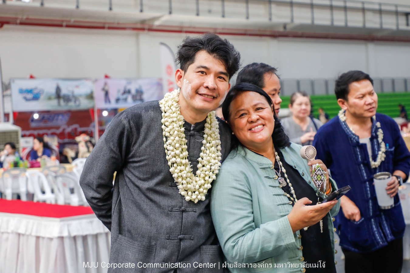 ชาวแม่โจ้ ร่วมพิธีดำหัวผู้อาวุโสและอธิการบดี ประจำปี 2569  สืบสานป๋าเวณี ปี๋ใหม่เมือง