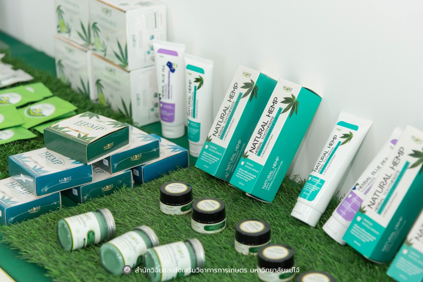 มหาวิทยาลัยแม่โจ้ ต้อนรับคณะผู้บริหารของสำนักงานเลขาธิการวุฒิสภา ในโครงการติดตามผลการนำผลงานวิจัยไปใช้ประโยชน์ในกระบวนการนิติบัญญัติ