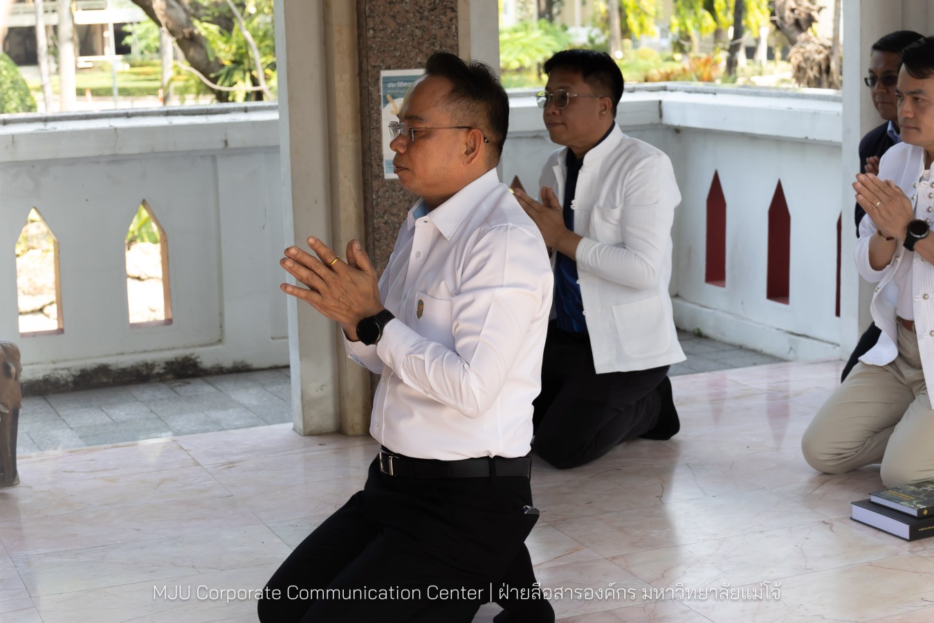 รองปลัดกระทรวงมหาดไทย สักการะสิ่งศักดิ์ ม.แม่โจ้