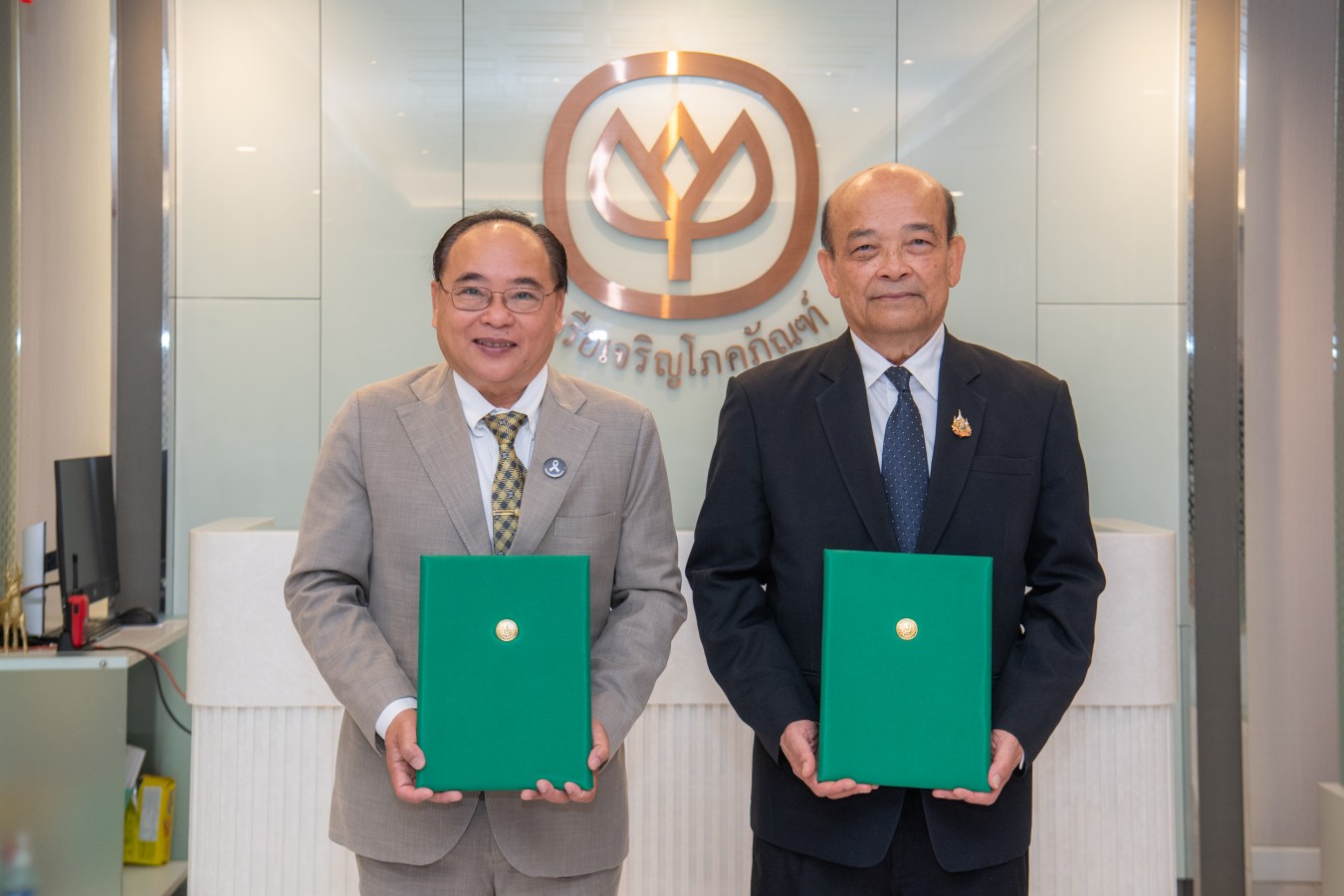 มหาวิทยาลัยแม่โจ้ ลงนามความร่วมมือโครงการเลี้ยงกุ้ง ร่วม บริษัท เจริญโภคภัณฑ์อาหาร จำกัด (มหาชน) ยกระดับงานวิจัยและพัฒนากำลังคนสู่มาตรฐานอุตสาหกรรมอย่างยั่งยืน