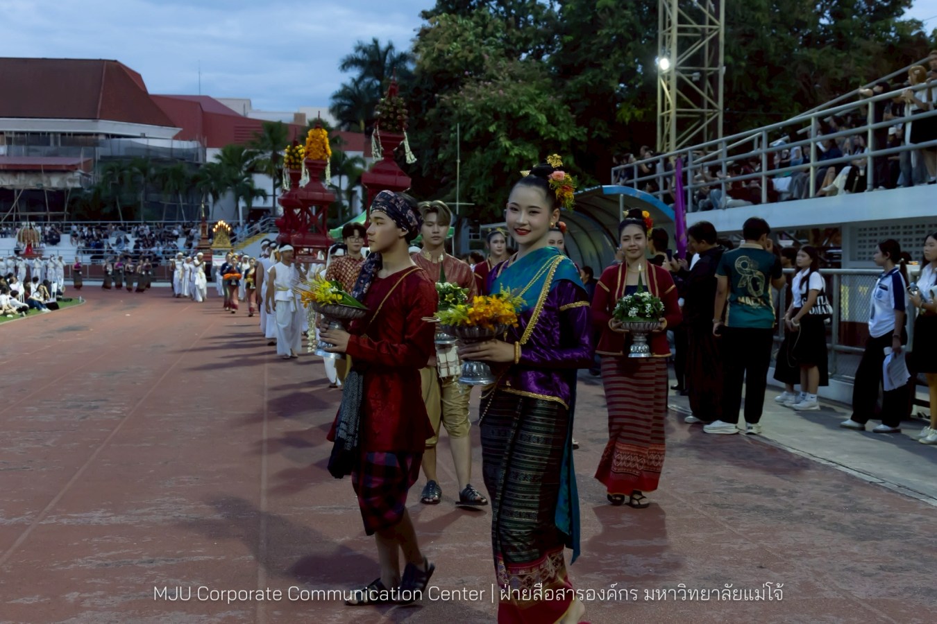 รับขวัญน้องใหม่อินทนิลช่อที่ 91 