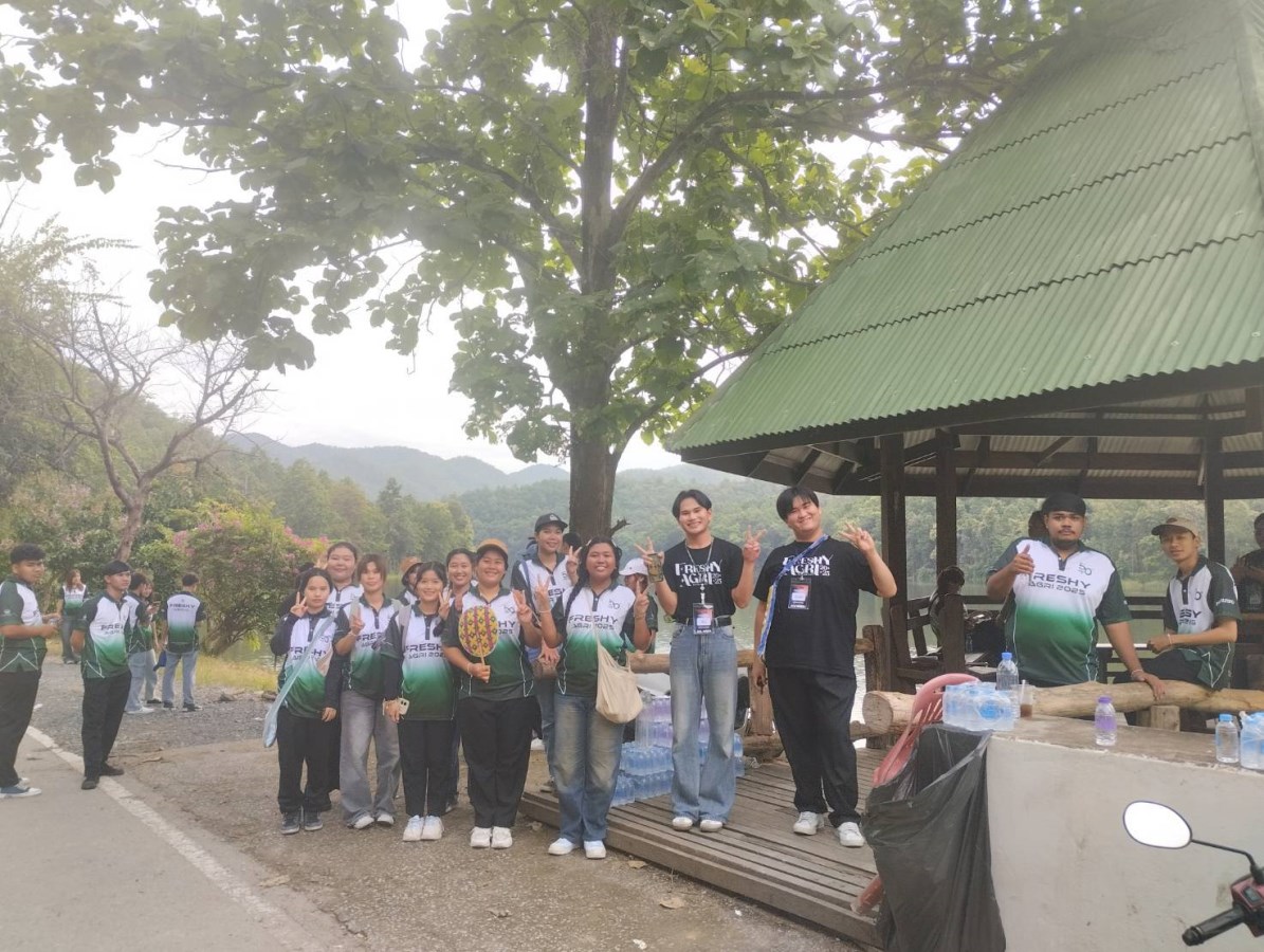 คณะผลิตกรรมการเกษตร ม.แม่โจ้  จัด “เฟรชชี่เดย์: ผลิตรักจากใจ ผ่านกล้วยไม้ดอกแรก”