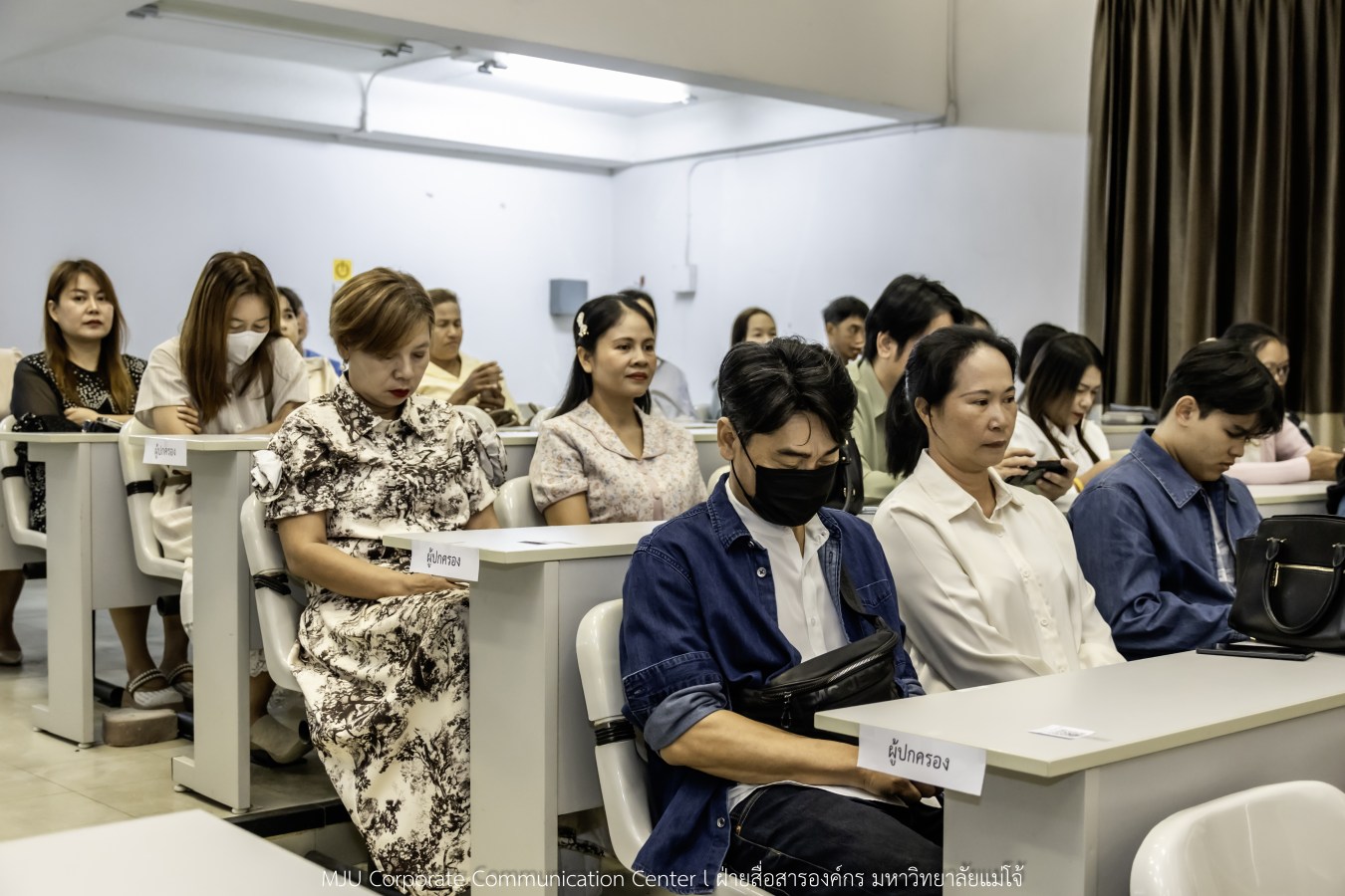 พยาบาลแม่โจ้ รุ่นที่ 3  รับหมวก เข็มเลื่อนชั้นปี และตะเกียงไนติงเกล เตรียมพร้อมออกฝึกปฏิบัติการจริงในสถานพยาบาล