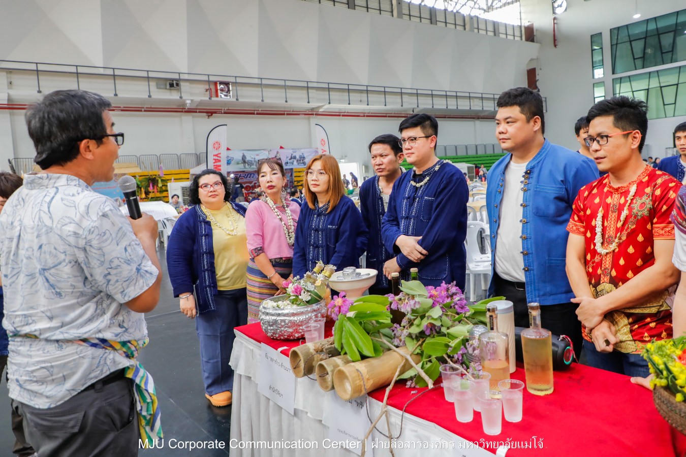 ชาวแม่โจ้ ร่วมพิธีดำหัวผู้อาวุโสและอธิการบดี ประจำปี 2569  สืบสานป๋าเวณี ปี๋ใหม่เมือง